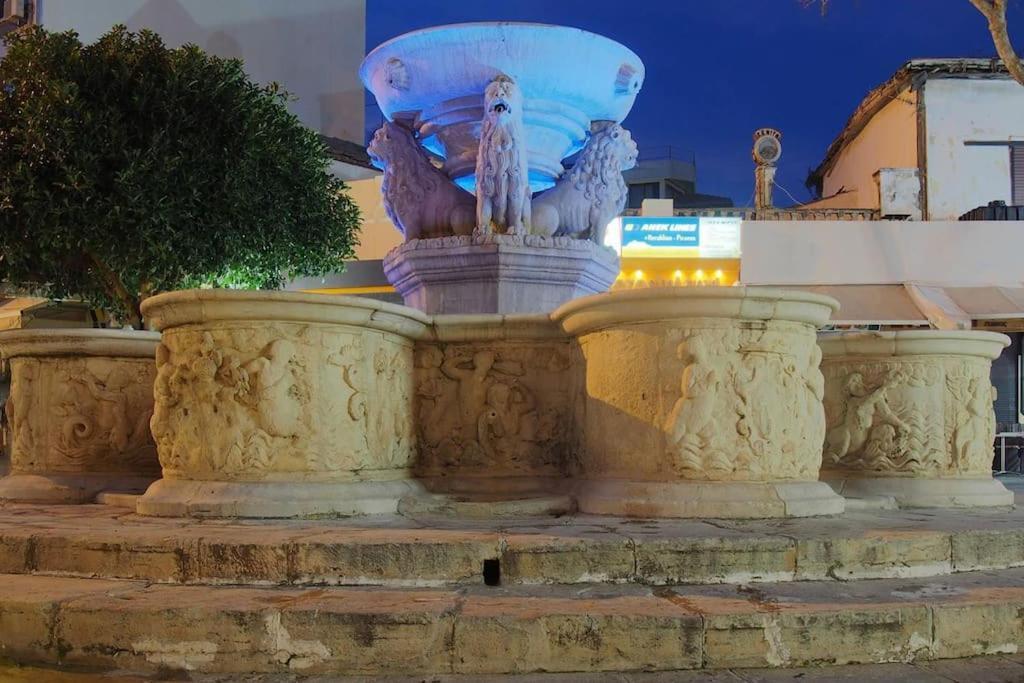 Brio Luxurious Urban Stay In Heraklio,Wifi,Αc Iraklion Buitenkant foto